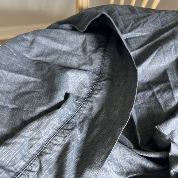 Yves Saint Laurent king size bed sheet. - Picture 4 of 8